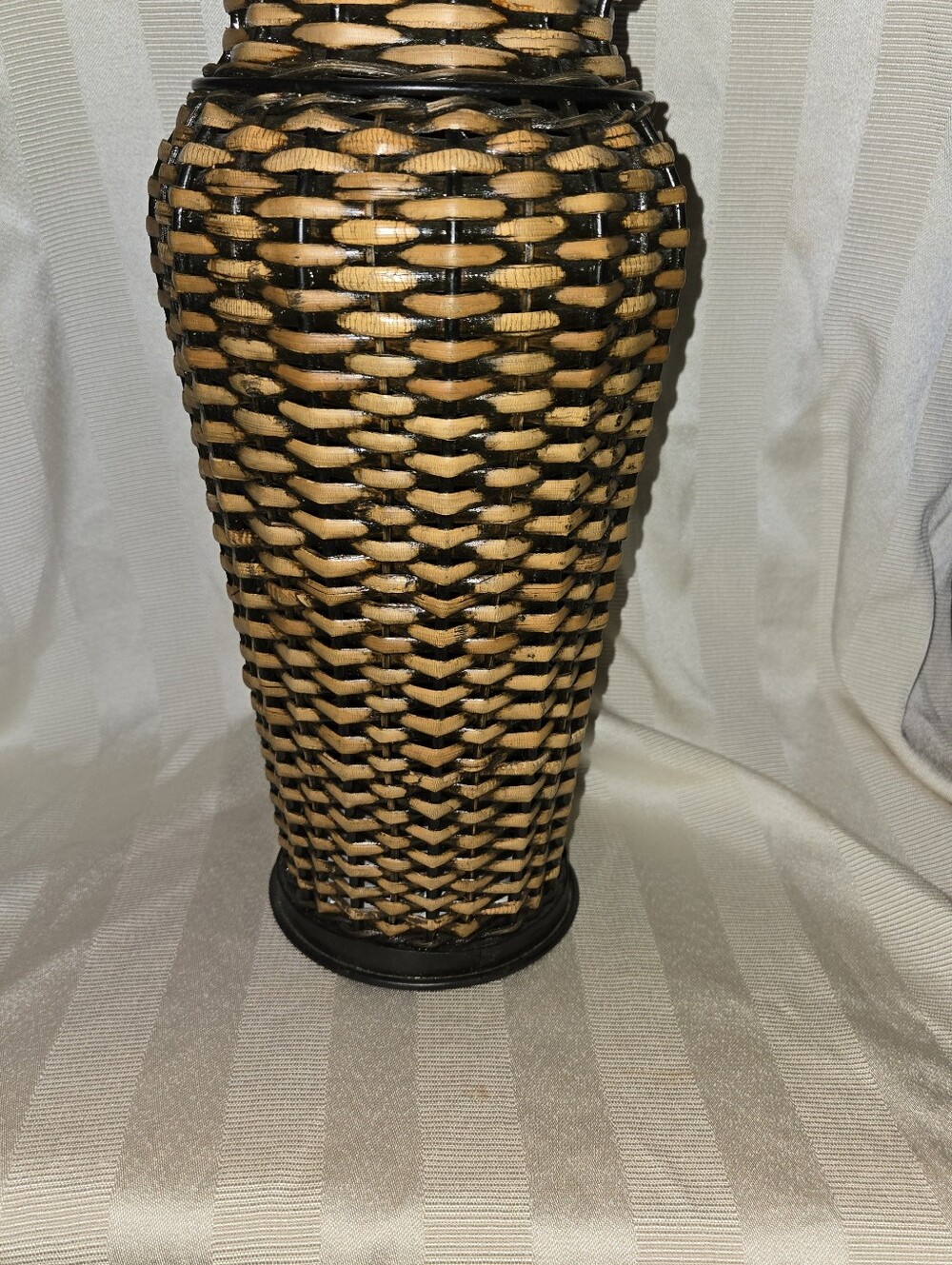 Vintage Home Interiors Woven Wicker/ Rattan Decorative Vase - Natural Brown